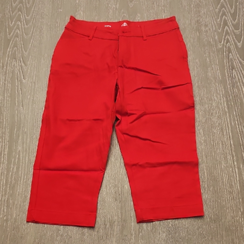 Columbia Red Capris